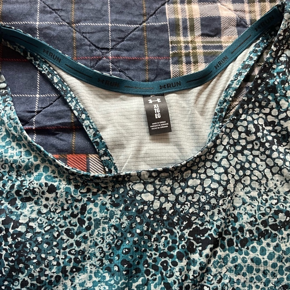 Under Armour Blue Sleeveless Tank Top - Picture 5 of 11